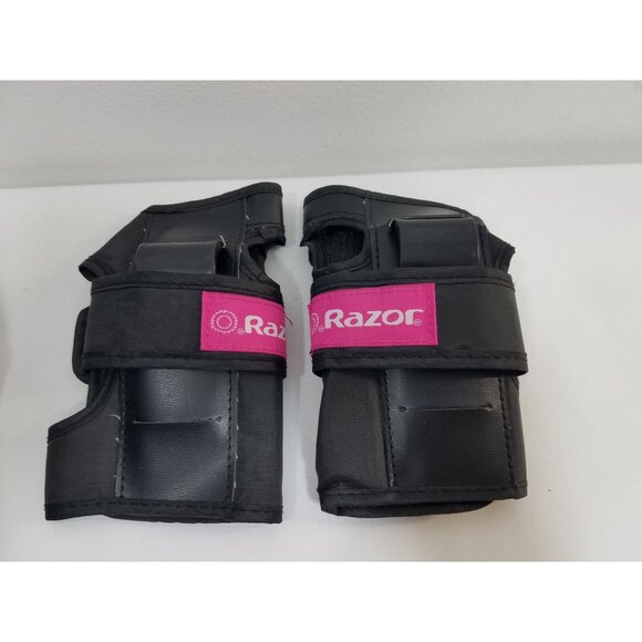 Razor Bike Pad set Knee pads Wrist supporst youth childs size Pink Black - Picture 4 of 5